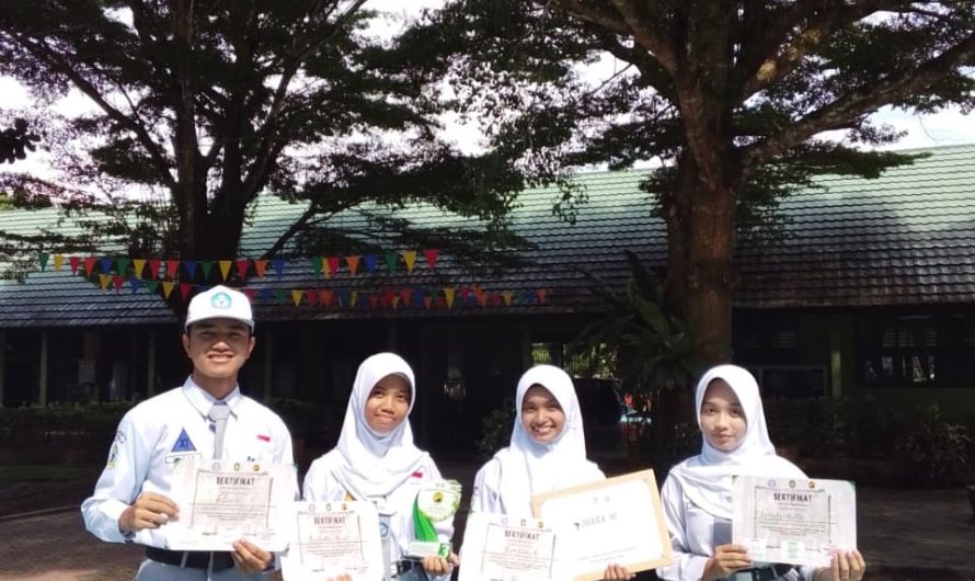 SMANSALI RAIH JUARA III KEMBARA JENGGALA PERADABAN II UKM KOMPAS UBB KATEGORI PELAJAR