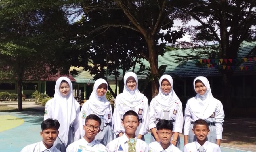 SMANSALI  JUARAI  TARI  KREASI  DAERAH  DALAM  FESTIVAL  SUNGAI  UPANG