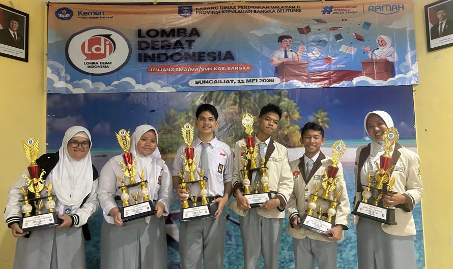 SMANSALI Torehkan Prestasi Gemilang dalam Ajang Lomba Debat Bahasa Inggris dan BahasaIndonesia